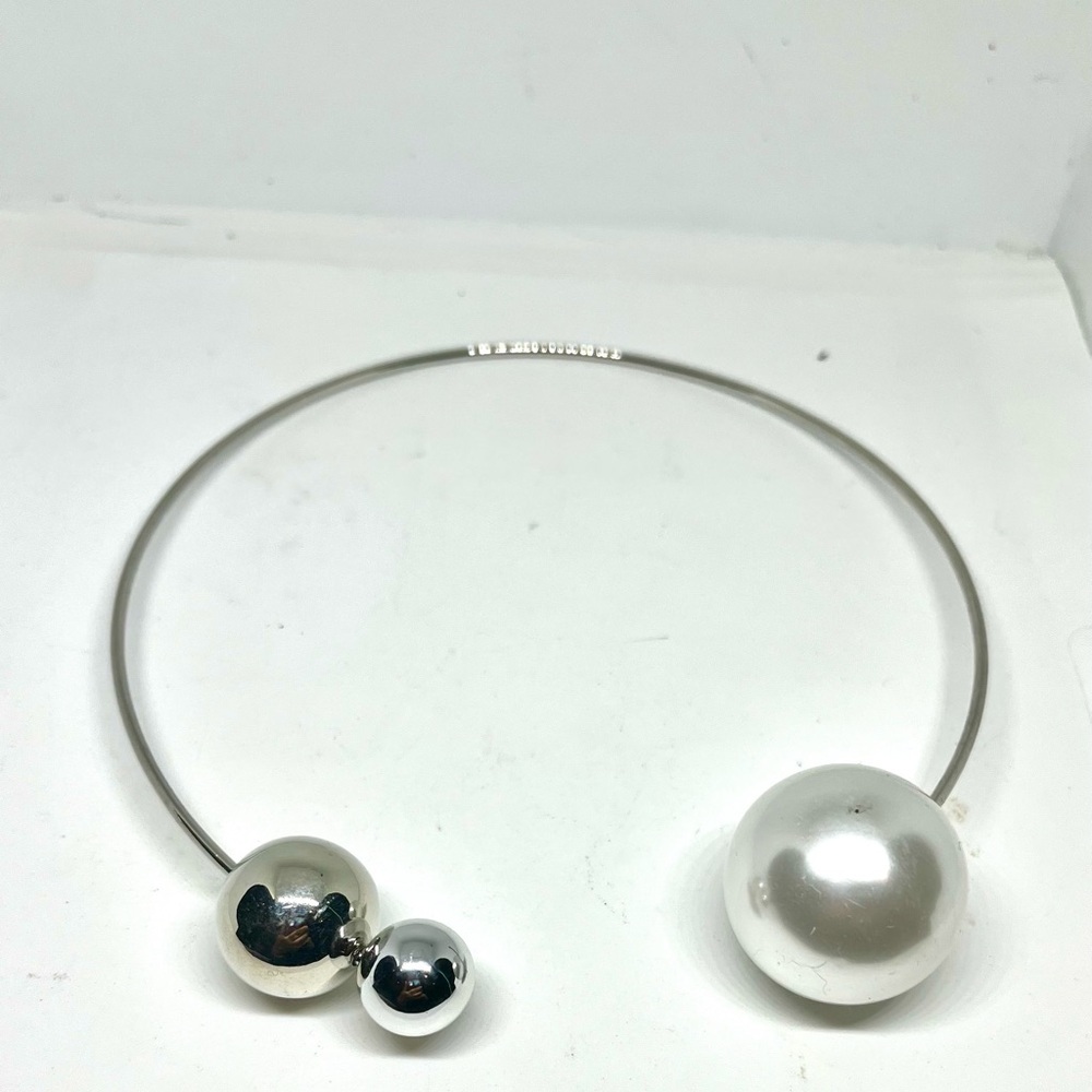 Big Pearl Open Choker Necklace - Picture 2 of 3